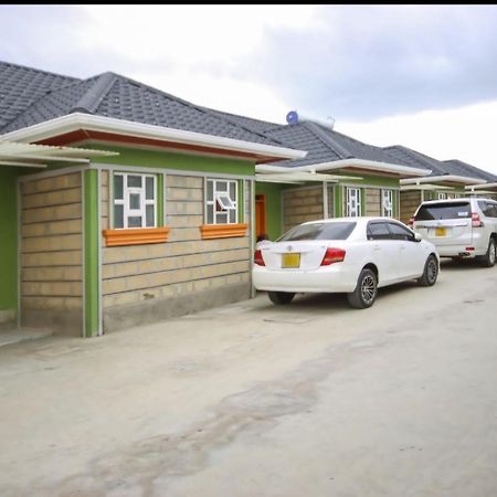 Grand Amoena Guest House Naivasha Exterior photo